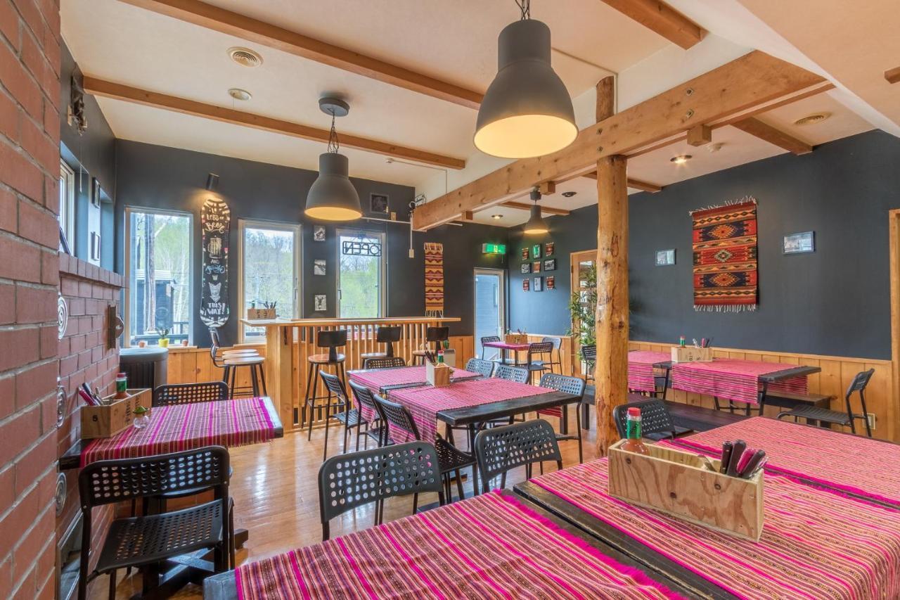 Freeride Backpackers Lodge Нисеко Екстериор снимка