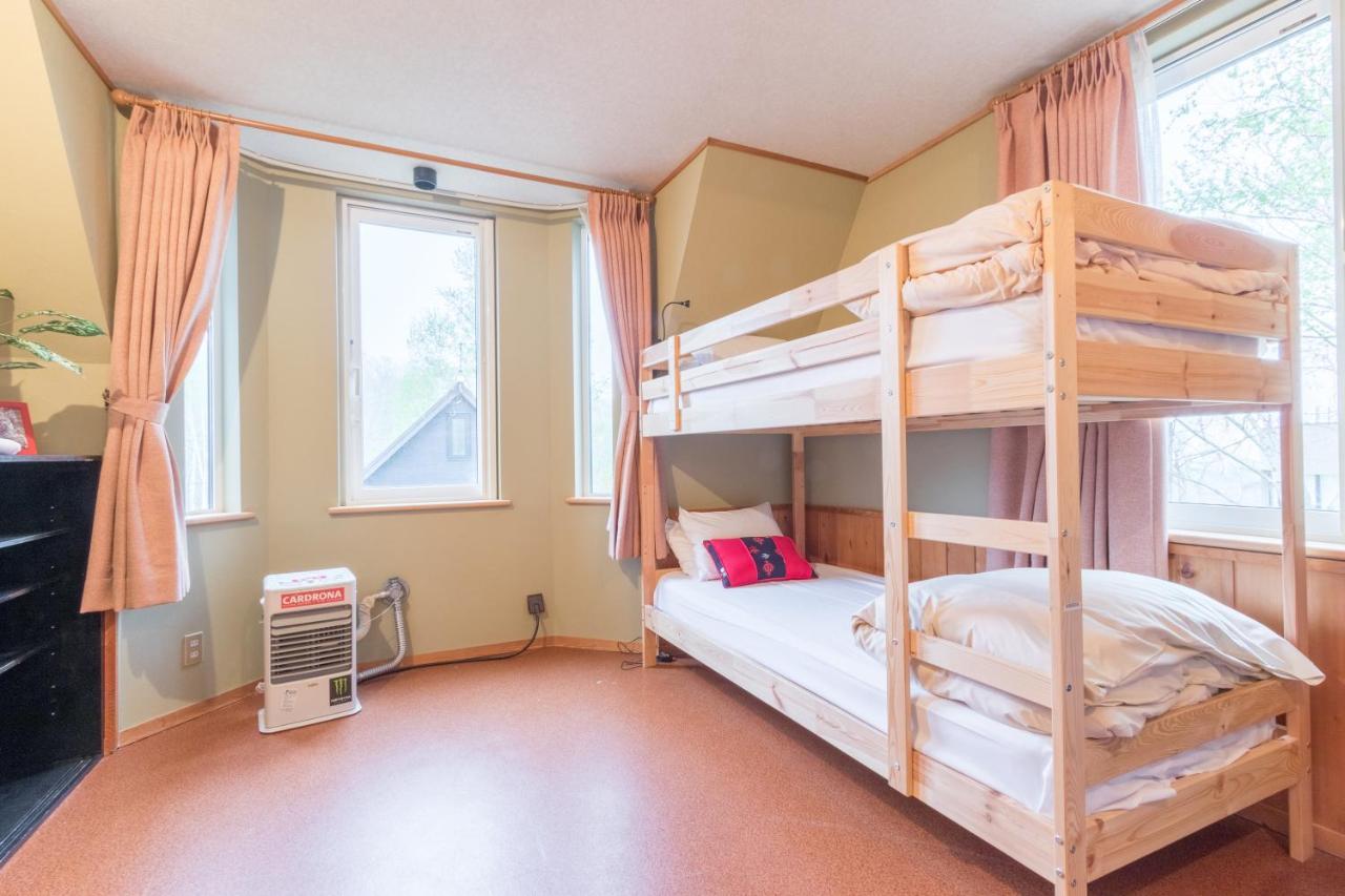 Freeride Backpackers Lodge Нисеко Екстериор снимка
