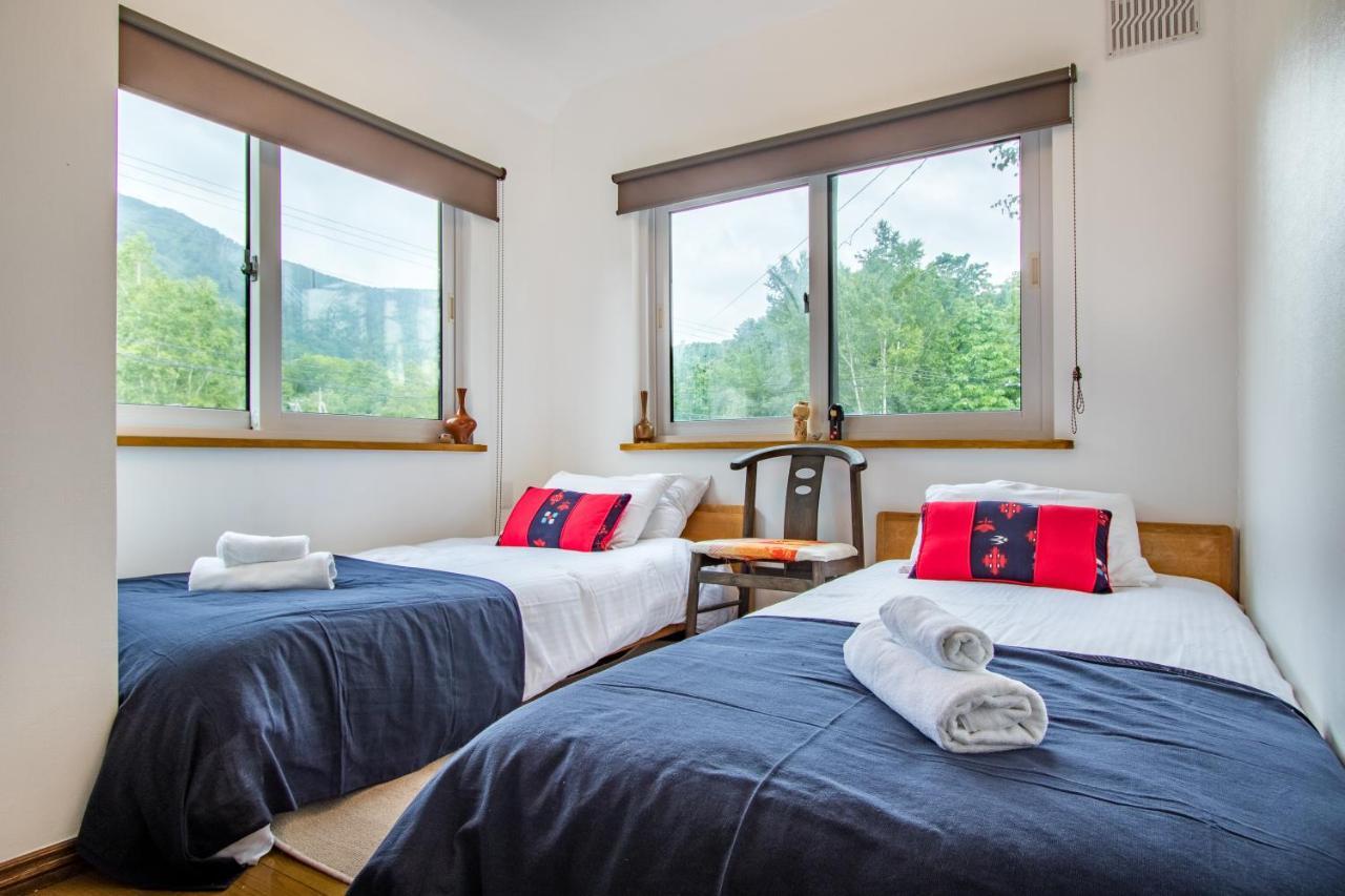 Freeride Backpackers Lodge Нисеко Екстериор снимка